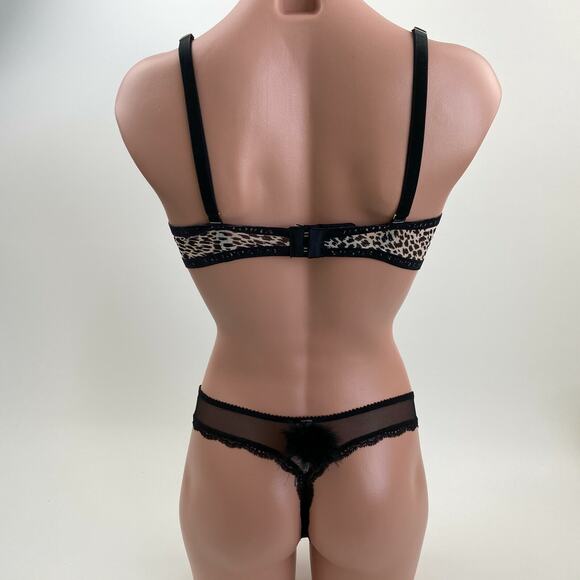 Victoria's Secret Underwire Leopard Balconette Bra 34D / Thong S Set - Picture 4 of 12